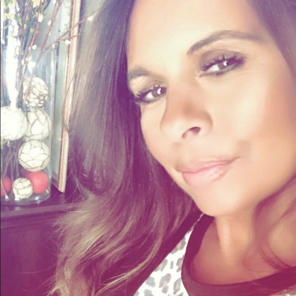 Meet your Posher, Shana - Picture 4 of 4